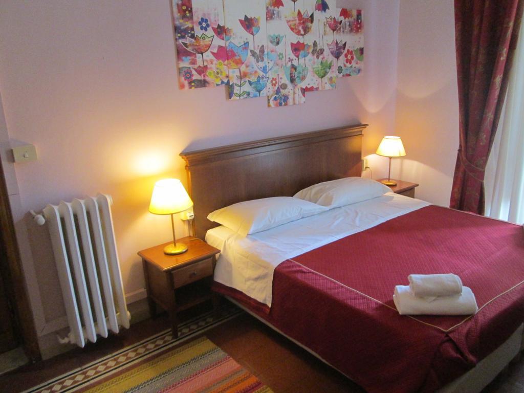 Astrid Hotel Флоренция Екстериор снимка